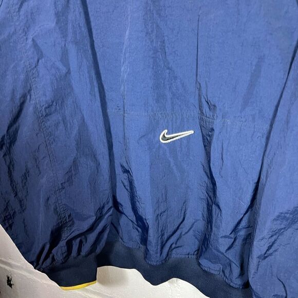 Vintage Nike Center Swoosh Windbreaker - Picture 4 of 8